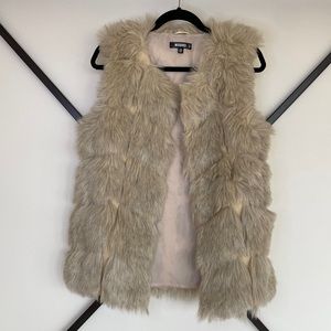 Missguided faux fur vest